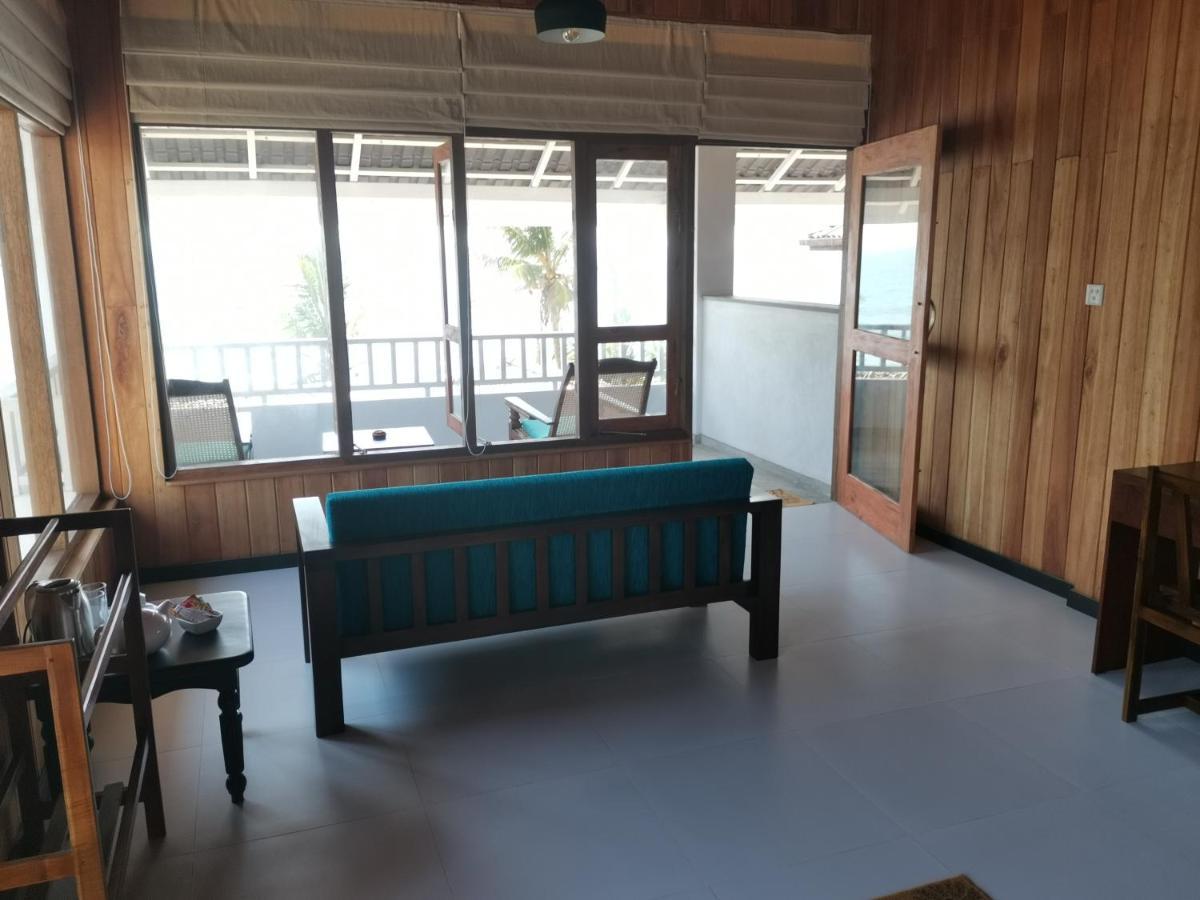 Mountain Wave Hotel And Surfshop Hikkaduwa Esterno foto