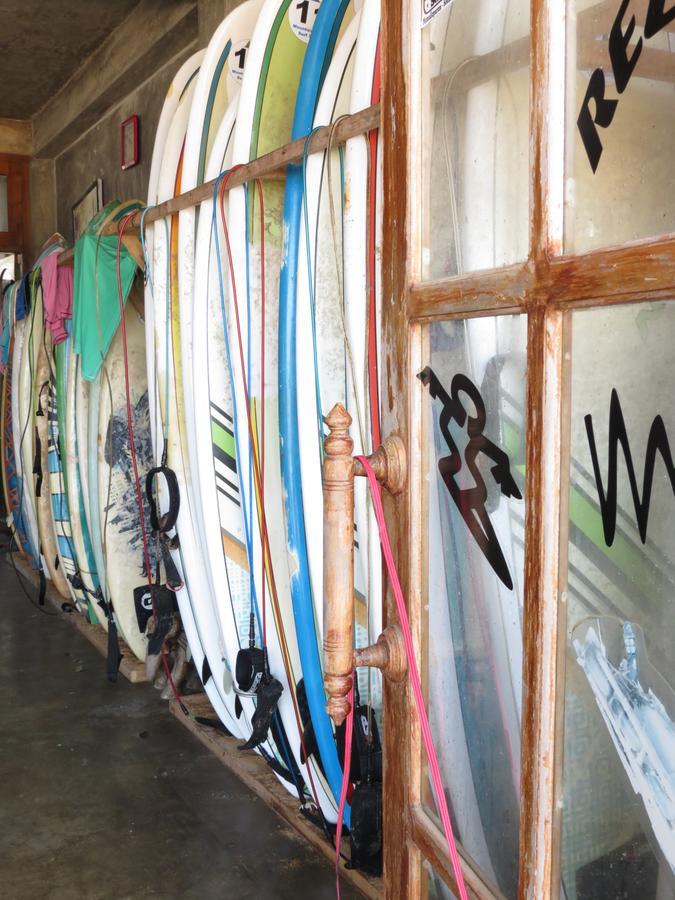 Mountain Wave Hotel And Surfshop Hikkaduwa Esterno foto