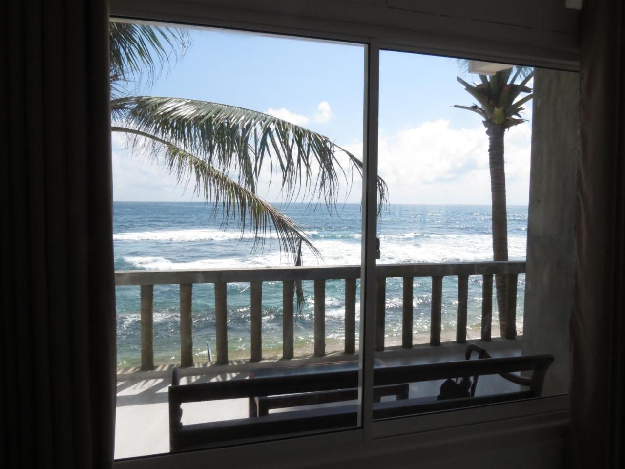 Mountain Wave Hotel And Surfshop Hikkaduwa Esterno foto
